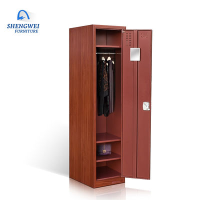 A única porta veste o cacifo do quarto do metal do vestuário com cor de madeira